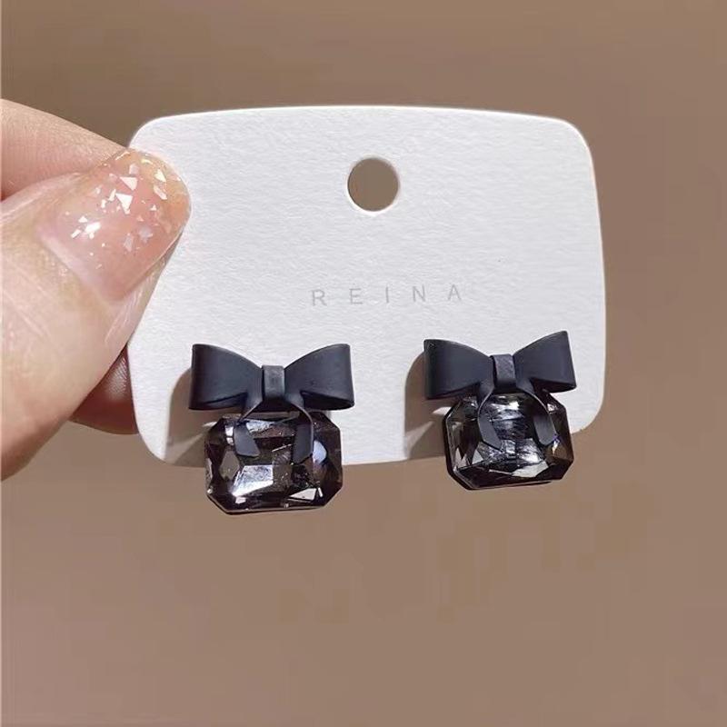 Black Bowknot Cube Crystal Earring Square Bow Earrings for Women New Jewelry Fashion Pretty Gifts