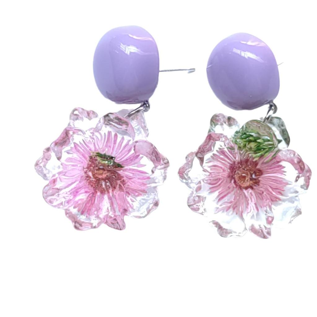 Dried Flower Earrings: Fashionable Cute Preserved Floral Ear Studs