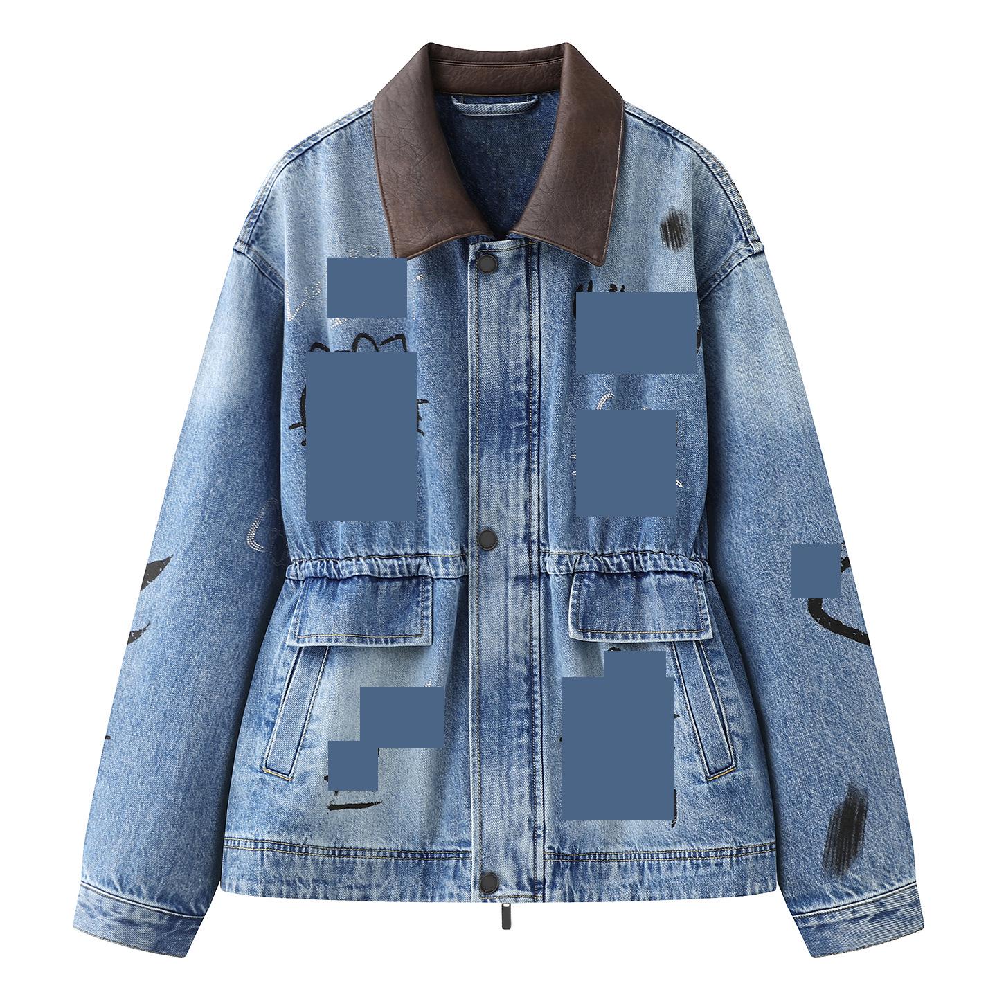 

Джинсовая куртка для женщин Весна 2026 Мультяшные буквы Граффити Стразы Цветовые блоки Small синий