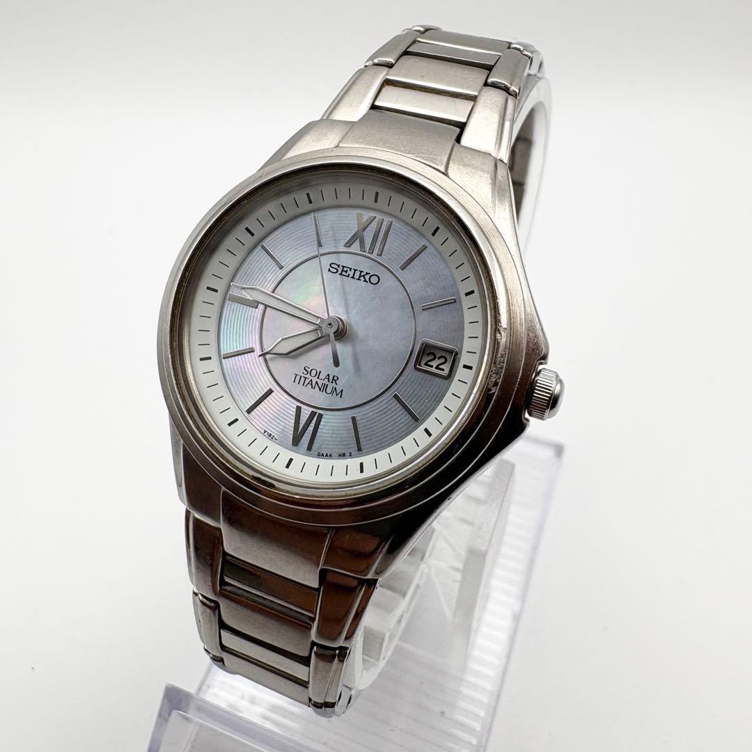 SEIKO Solar Titanium Shell Dial Women s Watch Operation