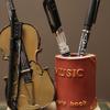 American-Style Saxophone & Violin Resin Pen Holder Desk Ornament for Office and Home Decor
