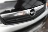Talvine iluvõre kate 2007-2015 (V2, ülemine) Läikiv Opel Vivaro jaoks