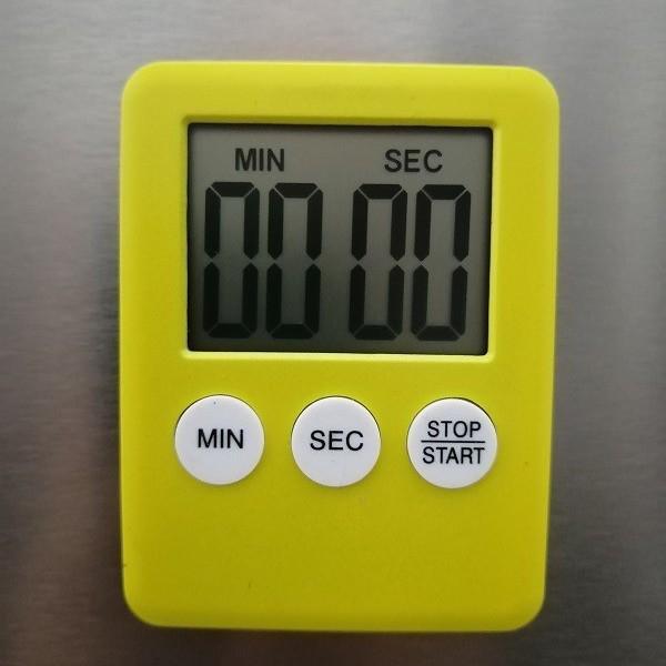 Customizable Electronic Kitchen Timer with Stopwatch Function