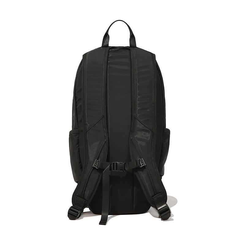 Kirsh Pocket String Point Backpack [Black]