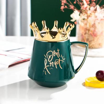 Crown Ceramic Cup European Ceramic Mug With Cover Original Mugs Coffee Cups Mug for Tea Drinkware New Year Mugs Beautiful Beer
