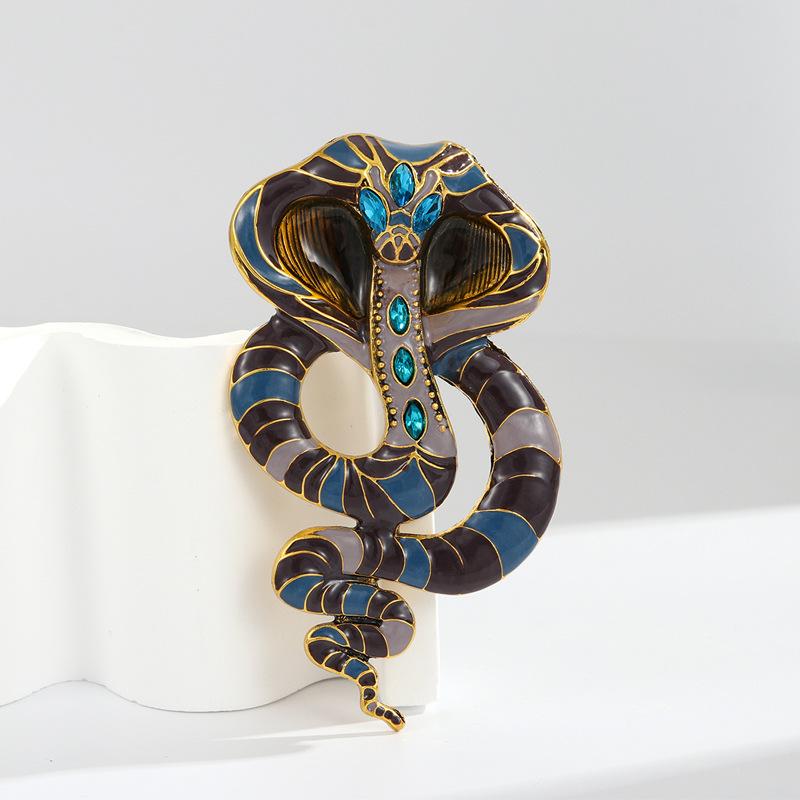 Snake Zodiac Brooch Jewelry Suit Coat Pin Alloy Jewelry High-End Niche Suit Accessories Corsage