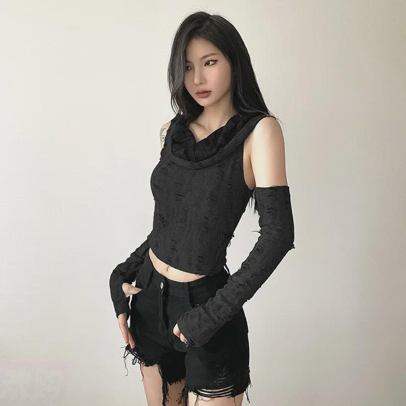 "Edgy Hooded Frühling & Herbst Damen Tops: Distressed-T-Shirts, ärmellose Westen und Kurzarm-Styles"