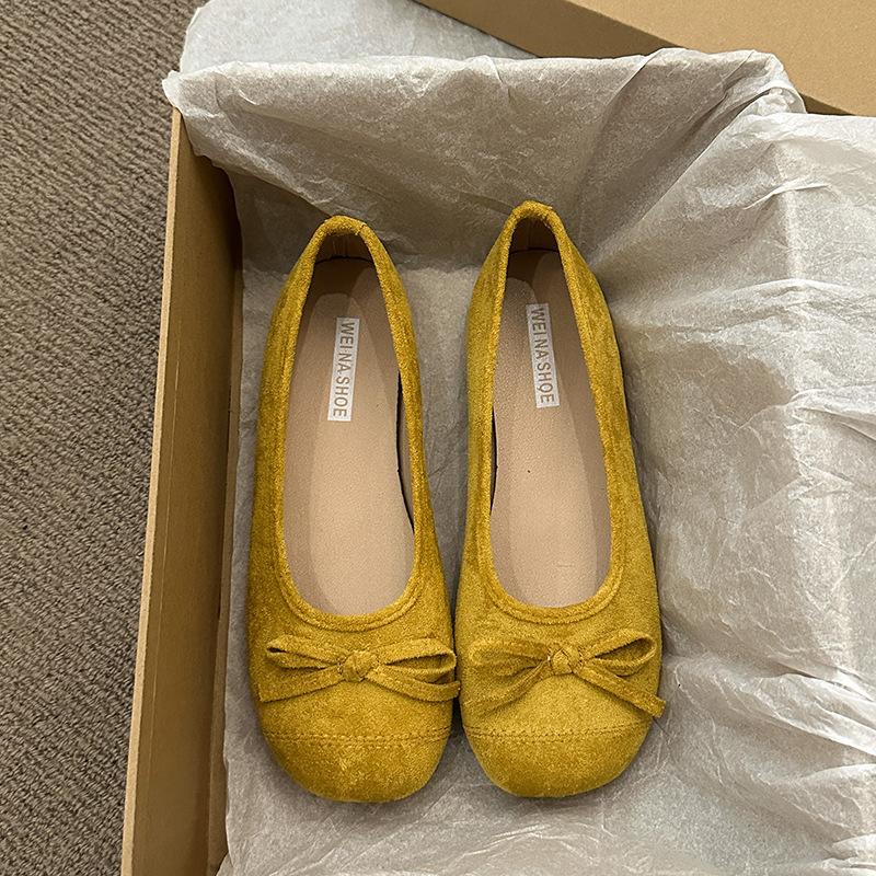 Gentle Soft-soled Women's Red Ladyshoes Shallow Mouth Ballet Single Shoes Retro Doudou Shoes New Flat-soled One-pedal Suede