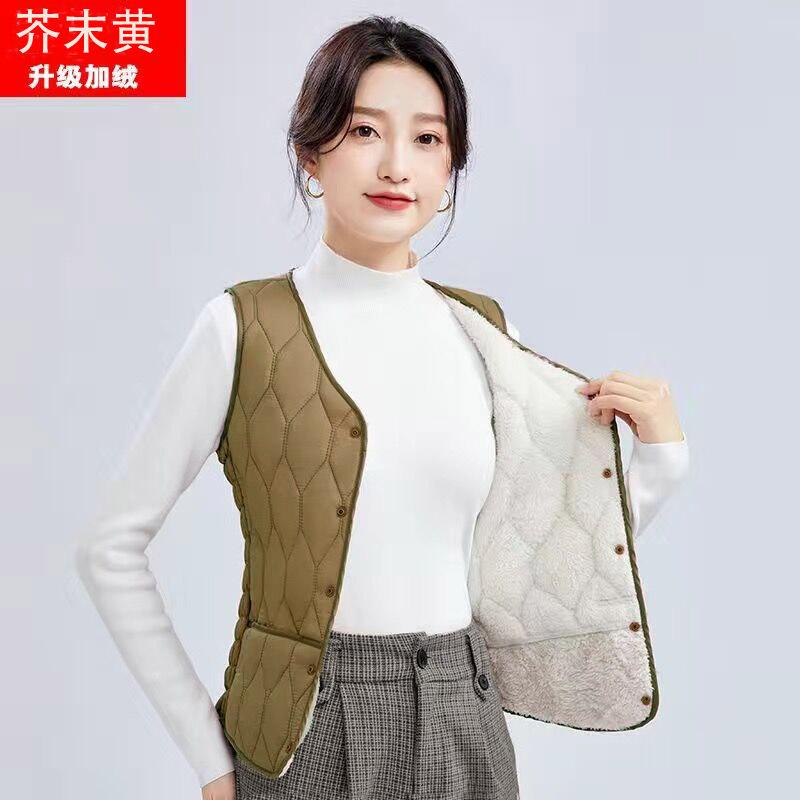 New lamb wool thickened and velvet vest for women's autumn and winter short slim-fitting vest to keep warm and wear a vest inside
