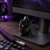 3D Printed Mini Hooded Skull Figurine, Dark Style Desktop Ornament, Cool Rock Gesture Skeleton Decor for Study Room E-Sports Room