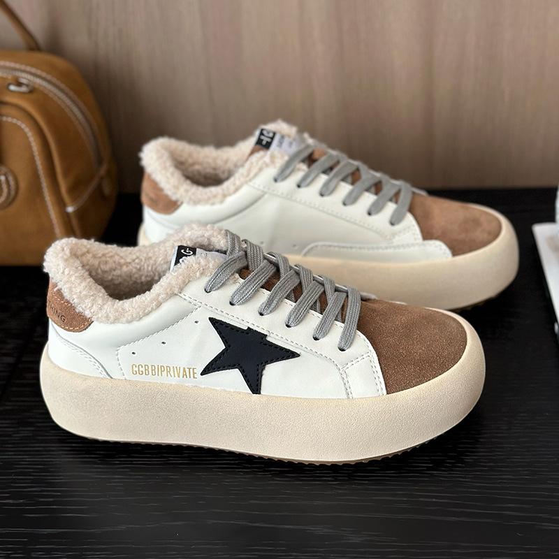 Thick-soled Cowhide Winter Velvet Star Shoes Women's New Versatile Sports and Leisure Shoes Warm Little White Shoes Cotton Shoes