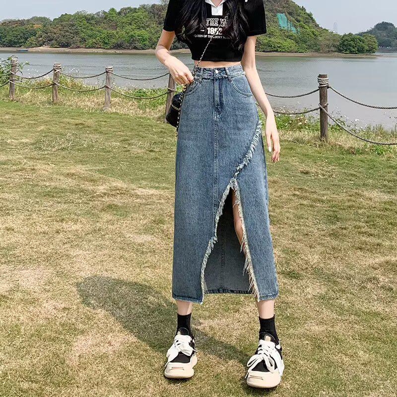2026 Women's Designer High-Waisted Retro Denim A-Line Slit Skirt