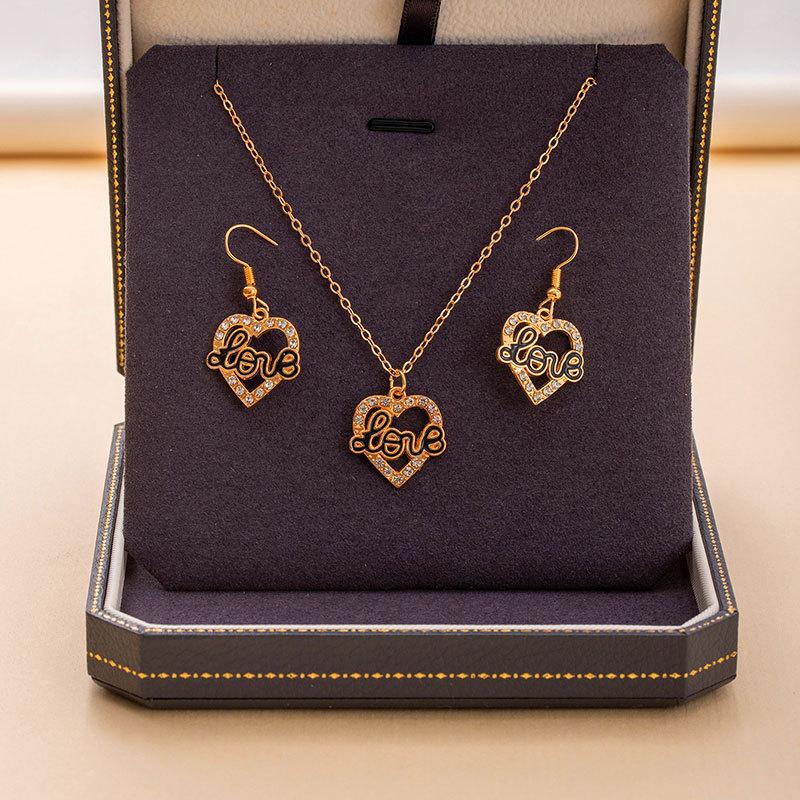 Simple Full Diamond Earrings Necklace Set Retro Love Butterfly Collarbone Chain Ear Hook Women'S Fashion Versatile Jewelry