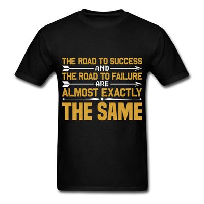 Das Hemd auf dem Weg zum Erfolg Inspirierendes Zitat T-Shirt Motivations-T-Shirt