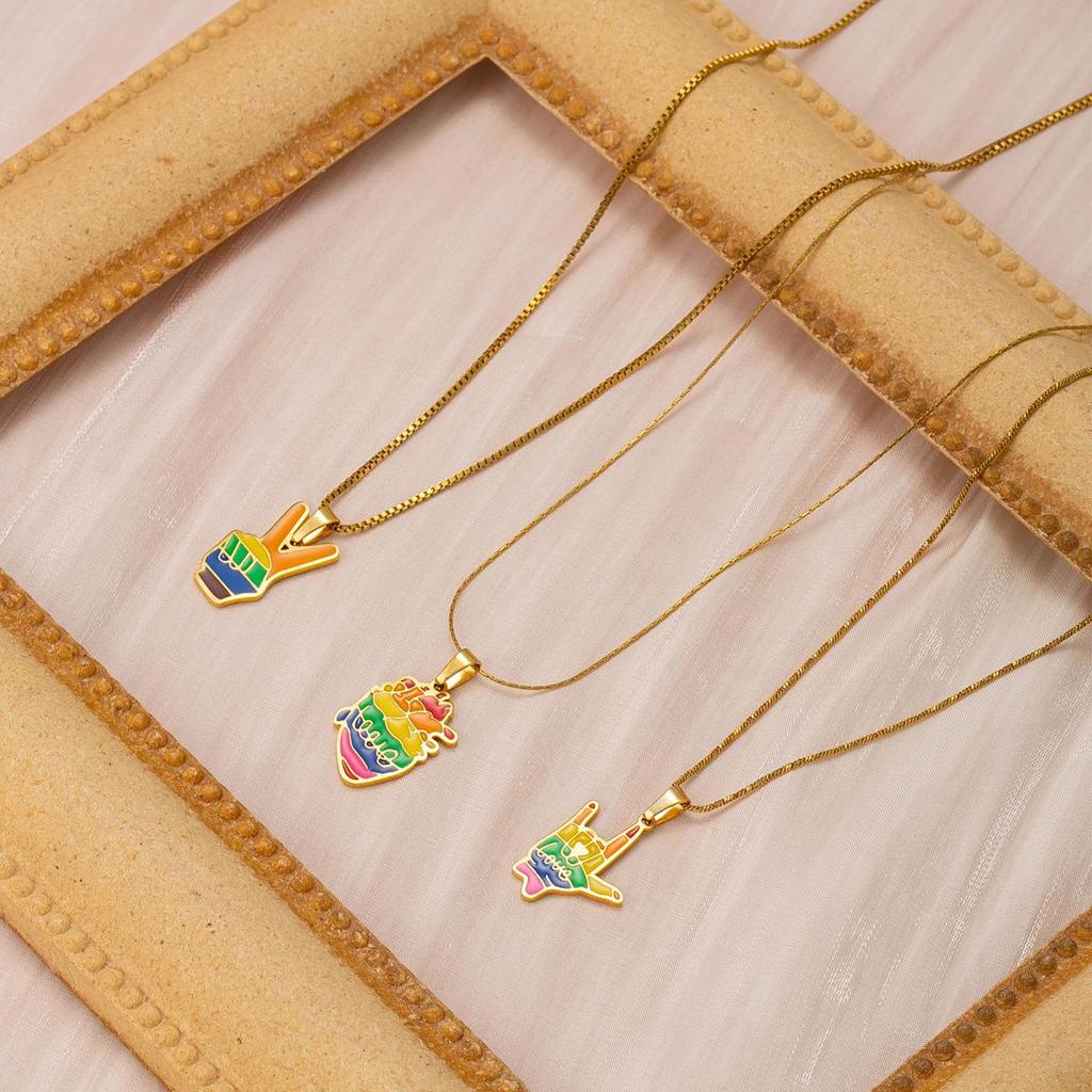 18k Gold-Plated Rainbow Heart Necklace – European & American Style Stainless Steel Clavicle Chain