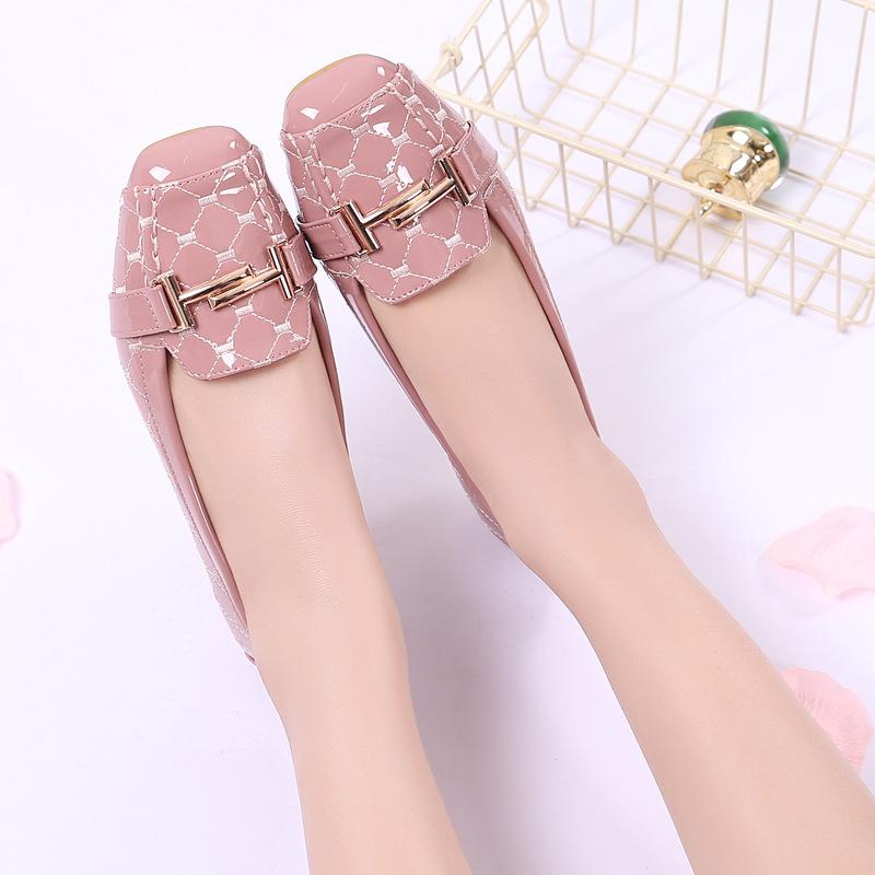 

Новые туфли в виде яичного рулета, женские туфли на плоской подошве из лакированной кожи с квадратной головкой и зеркалом, туфли на плоской подошве с вышивкой нитками и кисточками 41