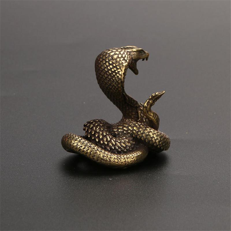 Antik brons Kobra Staty Ornament Zodiac Orm Miniatyrfigurer Koppar Skrivbordsdekoration Te Husdjur Dekor Tillbehör Hantverk