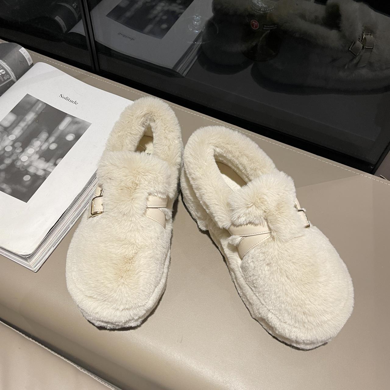 

Популярные в интернете повседневные универсальные шерстяные туфли на толстой подошве женские 2025 новая обувь с одним педальным приводом бархатные хлопковые туфли женские 40