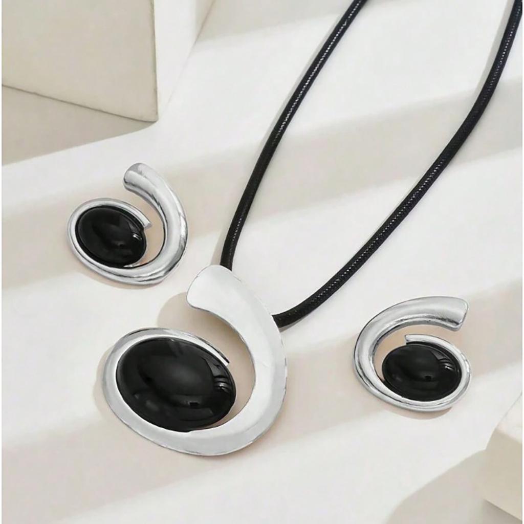 Fashion Necklace and Earrings Set