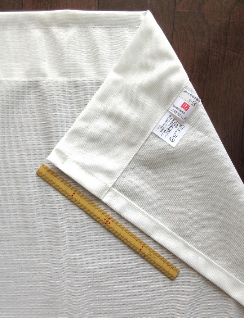 In Mirror Lace Cafe Curtain 140cm X Length [Made Japan] Flame-retardant UV-cut (M-127) Off-white (Width 110cm)