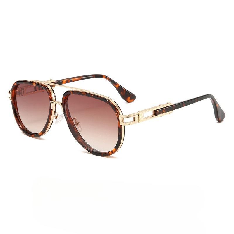 Double Bridge Metal Sunglasses with UV400 Protection Fashionable PC Lens for Unisex Outdoor Activities