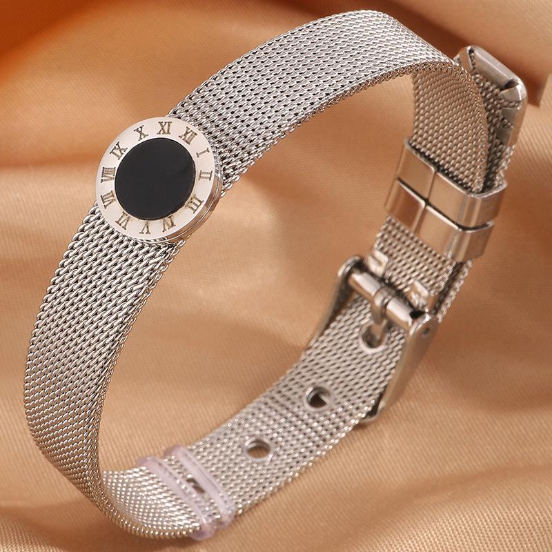 Titanium steel  Roman jingle stainless steel  Girls' high sense of fashion and simplicity Diamond setting does not fade hand~
