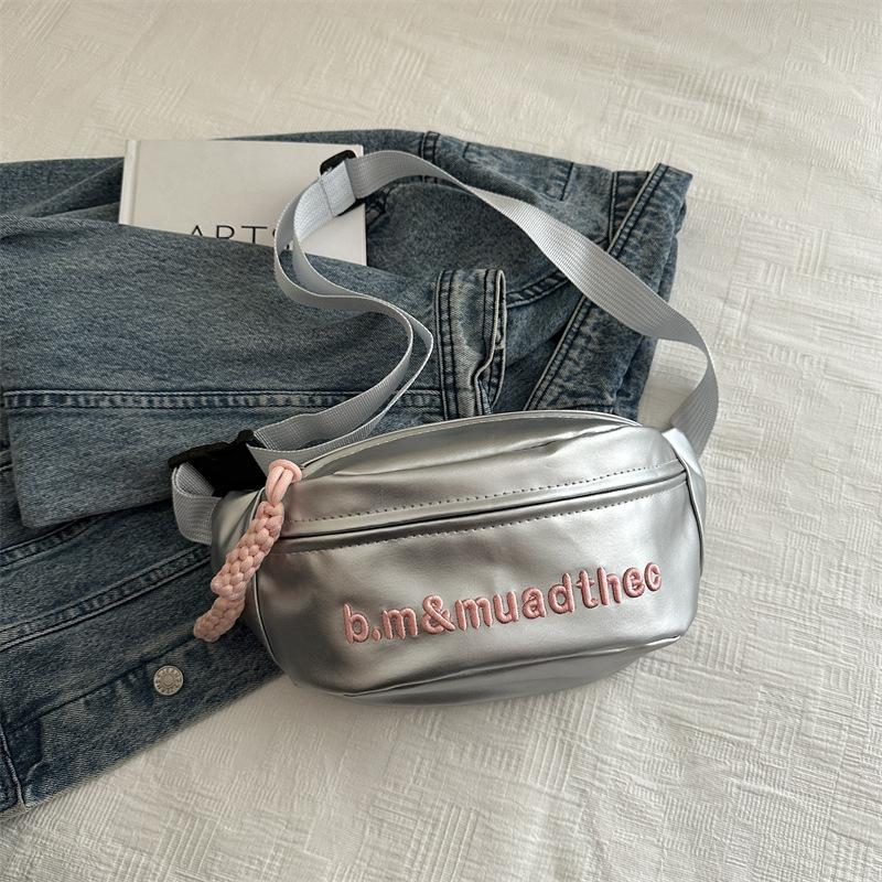 Beautiful Bag Women 2025 New Trendy Summer Personality Popular This Year Niche Messenger Breast Bag Trendy Fashion Fanny Pack