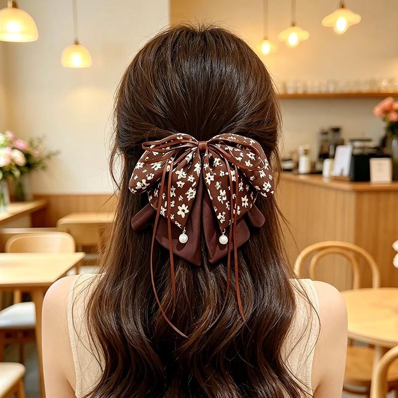 Handgefertigter Chiffon-Haarclip mit floraler Schleife für voluminöses Haar