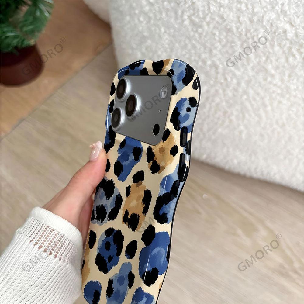 Fashion Contrasting Leopard Print Mobile Phone Case iPhone16pm Glossy Wavy Film Two-in-one Apple 17 Is Hot In Europe and America