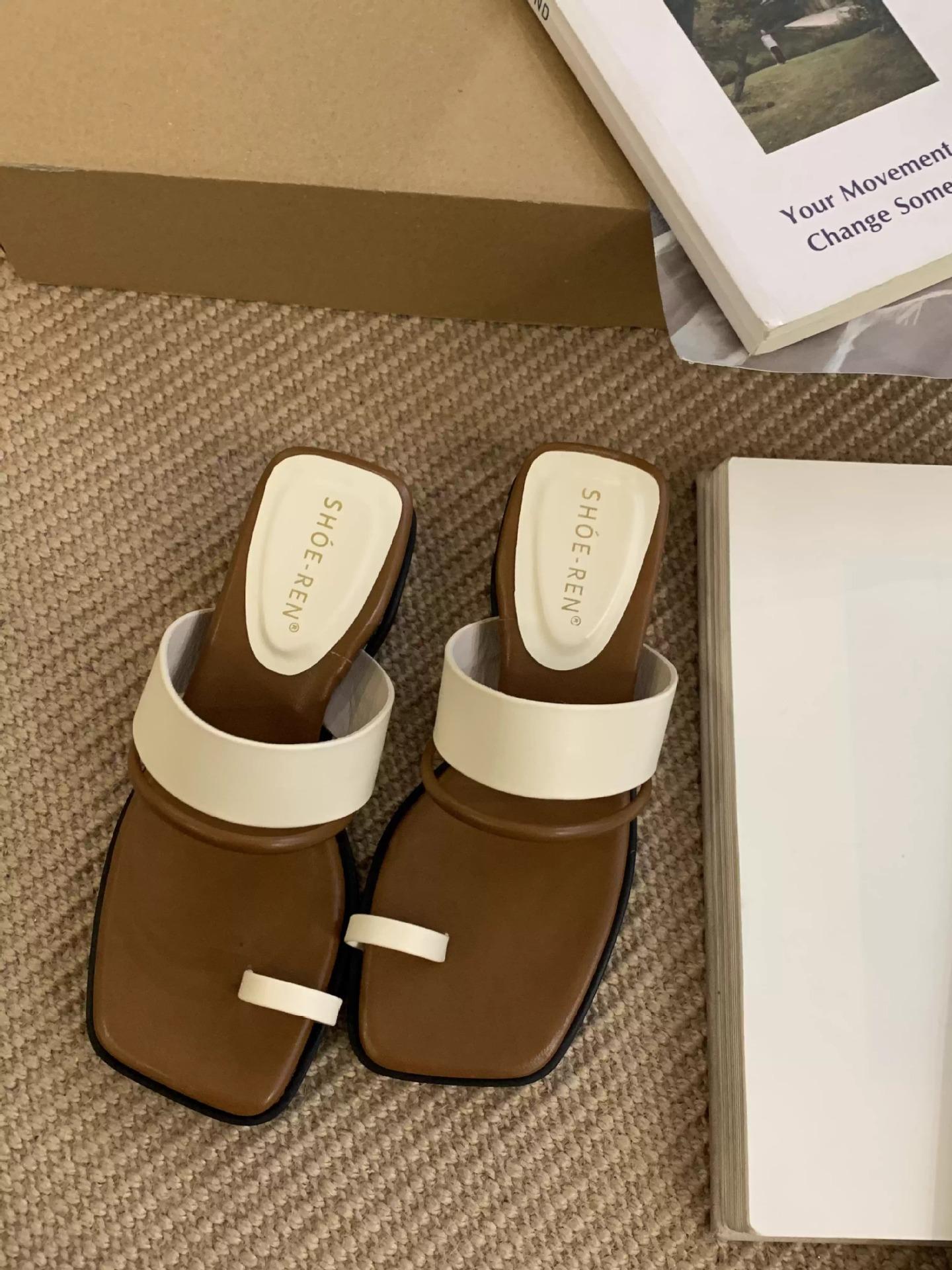 

Французская мода туфли на танкетке, классные тапочки 2025 года, летние тапочки с мягкой подошвой, тапочки с толстым носком, женская летняя верхняя одежда 35