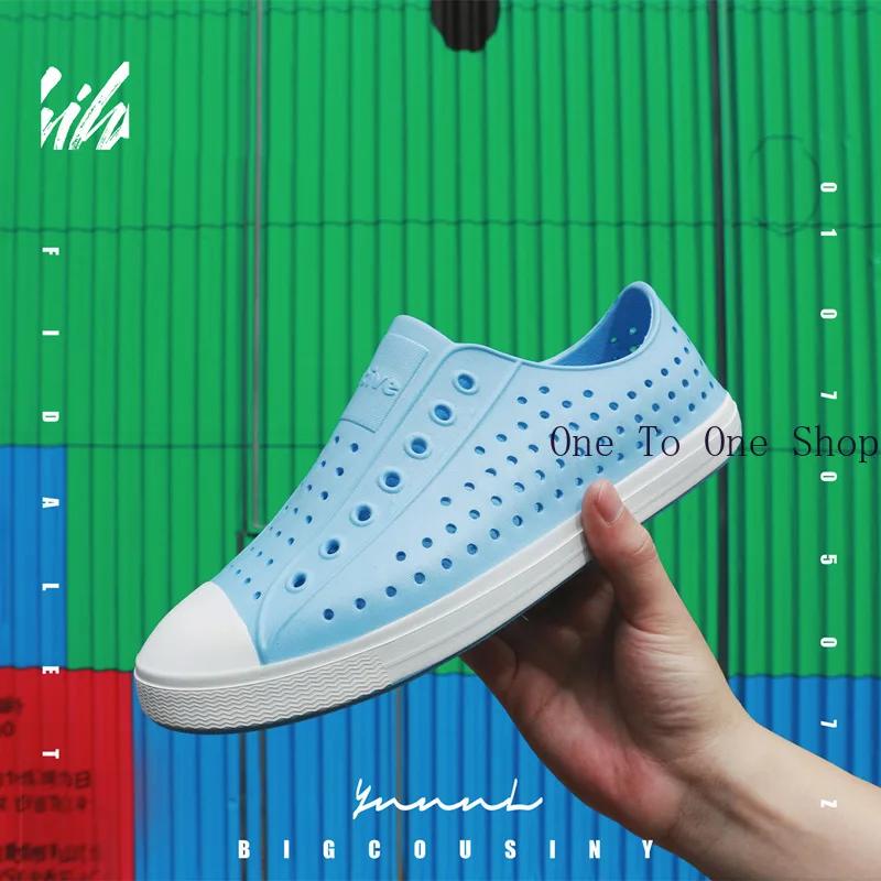 Men's Sandals Casual Outdoor Summer Hole White Shoes Breathable and Non Slip Soft Soled Shoes Canvas Shoes Dance