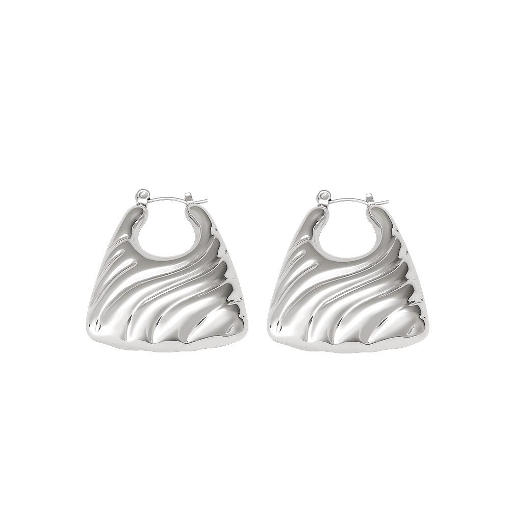 Elegant 18K Gold-Plated Wave Pattern Hoop Earrings
