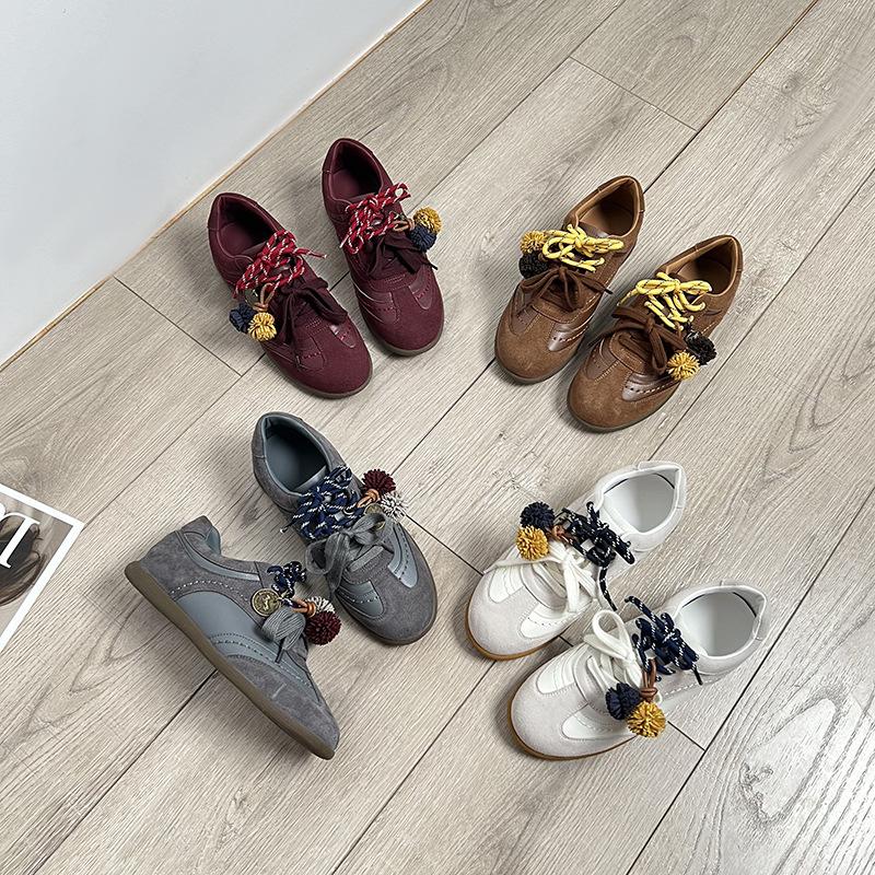 Skórzane buty treningowe z plamami dla kobiet, nowe, z ukrytym podwyższeniem, codzienne buty sportowe, wszechstronne, sznurowadła w kontrastującym kolorze szyszki, Forrest Gump sh