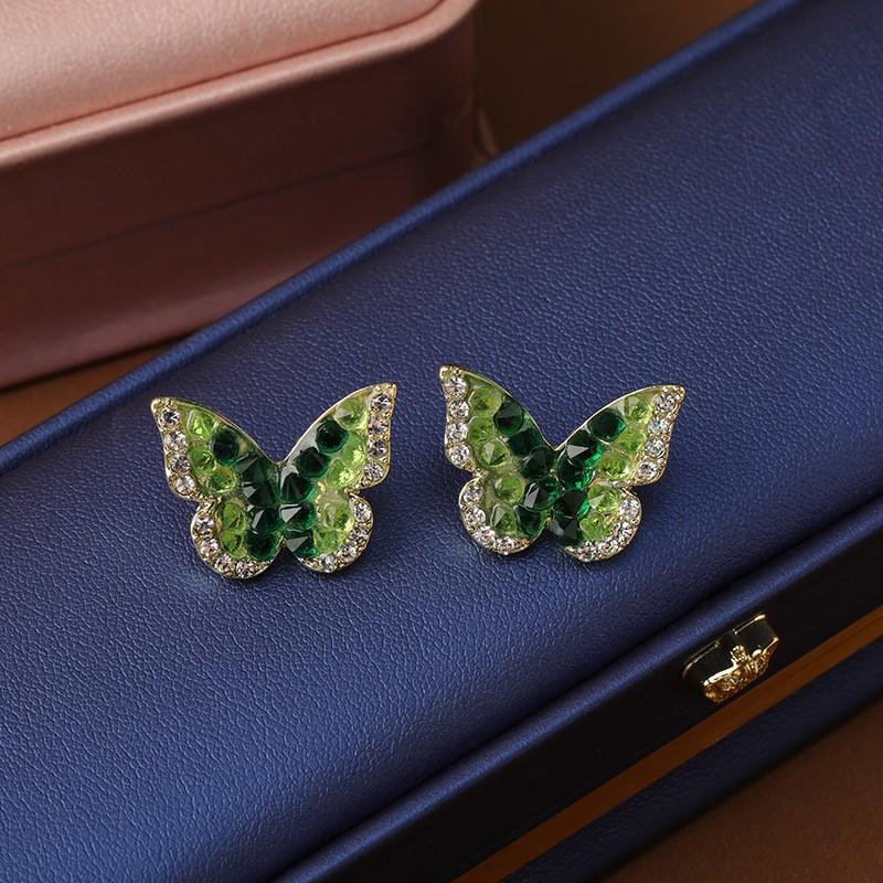 Silver Needle Crystal Butterfly Tassel Earrings with Pearls - Elegant, Nature-Inspired Jewelry for Women.