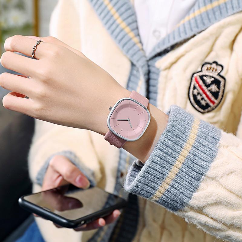 Minimalist Ladies Watch Quartz Movement With Leather Strap For Casual Wear