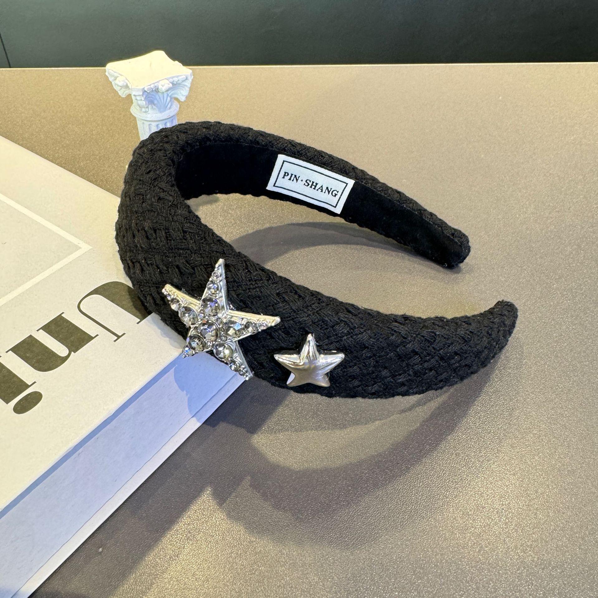 

2025 Французская Ретро Звезда Стразы Высокая Корона Повязка на Голову с Широкой Лентой - Нишевый Дизайн Аксессуар для Волос чёрный