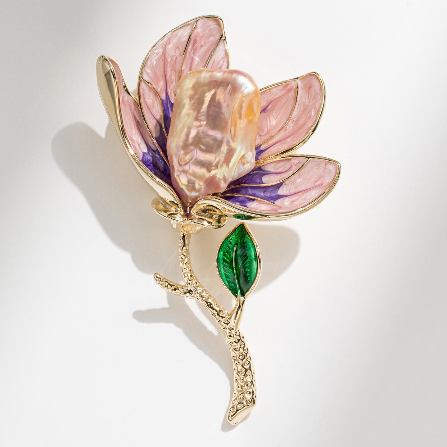 Bo Xin Yun Elegant Retro Baroque Pearl Magnolia Brooch