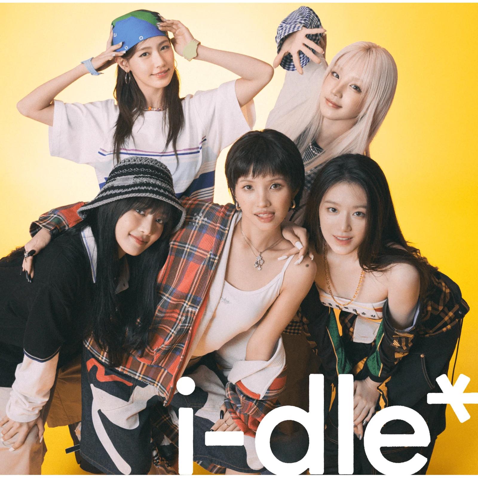 

i-dle JAPAN 1st EP LIMITED JEWEL POSTER ver. CD JEWEL ver.