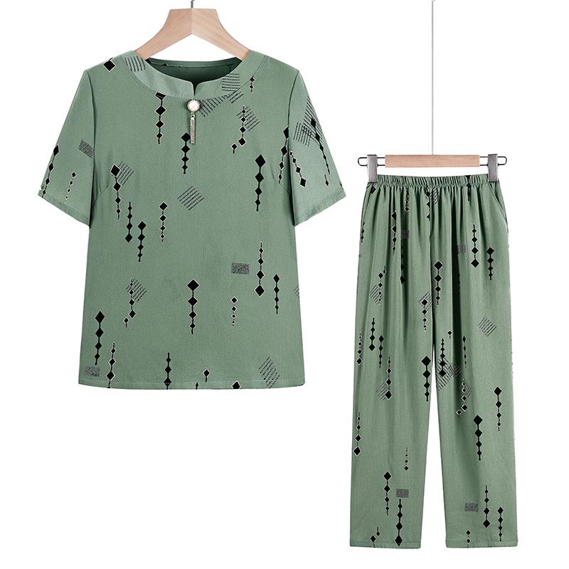 

Grandma s Summer Two-Piece Outfit: Short-Sleeved Loose T-shirt for Elderly Women 4XL (130-145 jin)