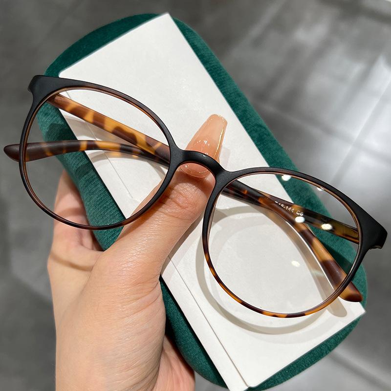 Literary And Artistic Plain Mirror Frame Transparent Ultra-Light Tr90 Anti-Blue Glasses Can Be Matched With Myopia And Versatile Female Tide