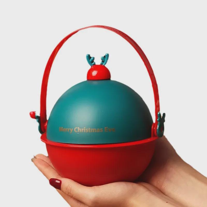 Cutie cadou transfrontalieră cu mere în Ajunul Crăciunului și design de om de zăpadă