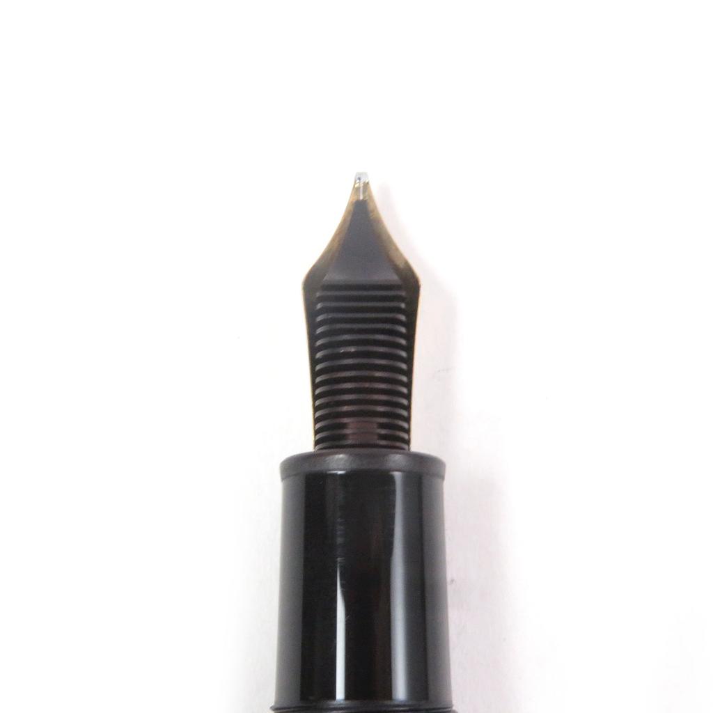 Great MONTBLANC Fountain Pen Meisterstck Cap Type Black Gold 14K Mens Used