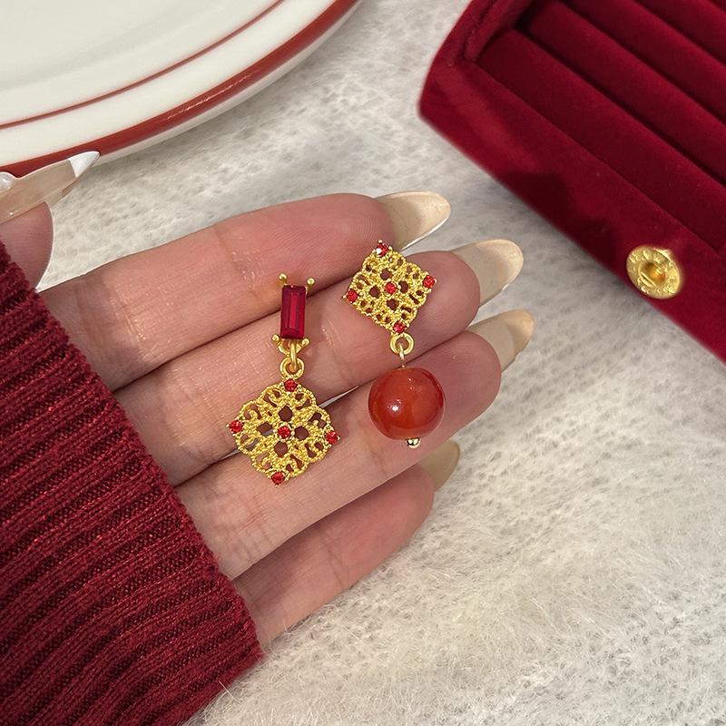 Asymmetrical Retro Pearl Stud Earrings: 925 Sterling Silver, Chinese Style, Red Floral Diamond Inlay for Women