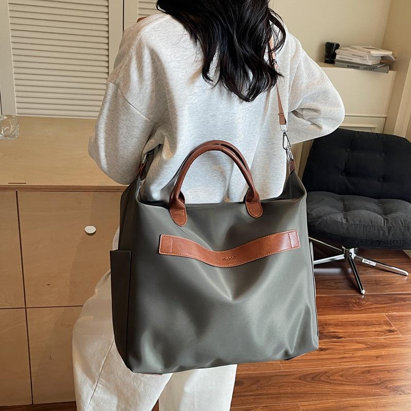 New messenger, short-distance business trip, duffel bag, leisure shopping, travel bag, large-capacity daily commuting sports fitness bag