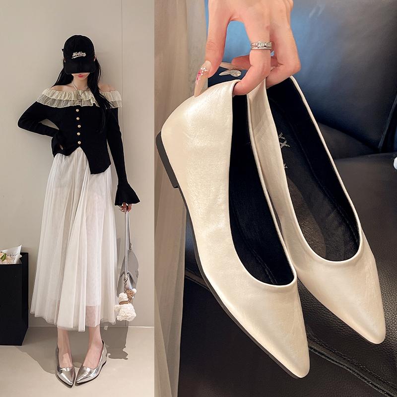 Fashion Women Candy Color Ballet Flats White Wedding Shoes Woman Flats Patent Leather Slip on Shoes Zapatos Mujer Ladies Boat Shoes NEW