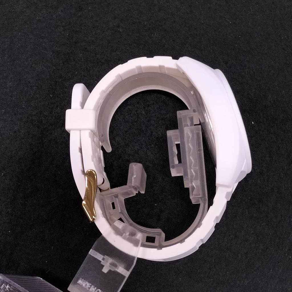 Used ADIDAS ADH2917 Yellowing quartz watch