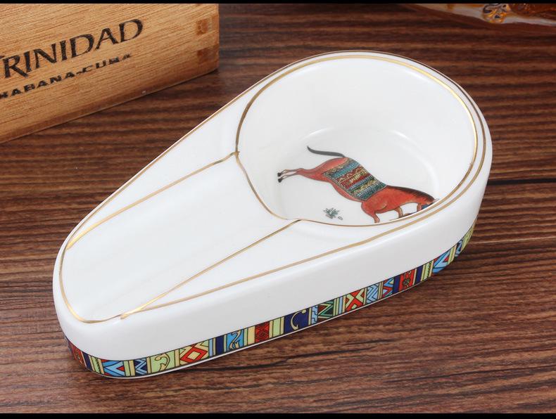 Portable Ceramic Cigar Ashtray with Single Slot