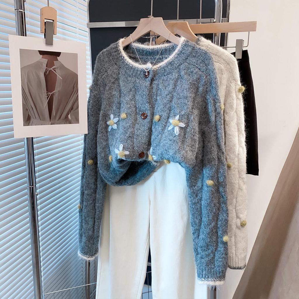 Handmade Floral Round Neck Sweater Coat for Women - 2026 Autumn/Winter Loose Lazy Style Thick Knit Cardigan