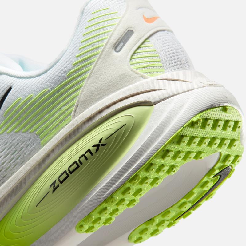 Nike Miro Men's Lightweight Professional Wide-Width Running Shoes - Spring - NIKE VOMERO 18 IF0514