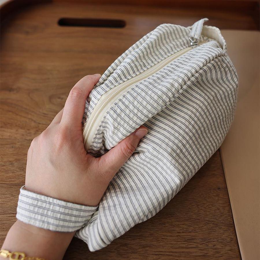 Handheld Large-capacity Cosmetic Bags Men Women Universal Portable Wash Bag Travel Organizer Bag Clothing Storage Liner Bag